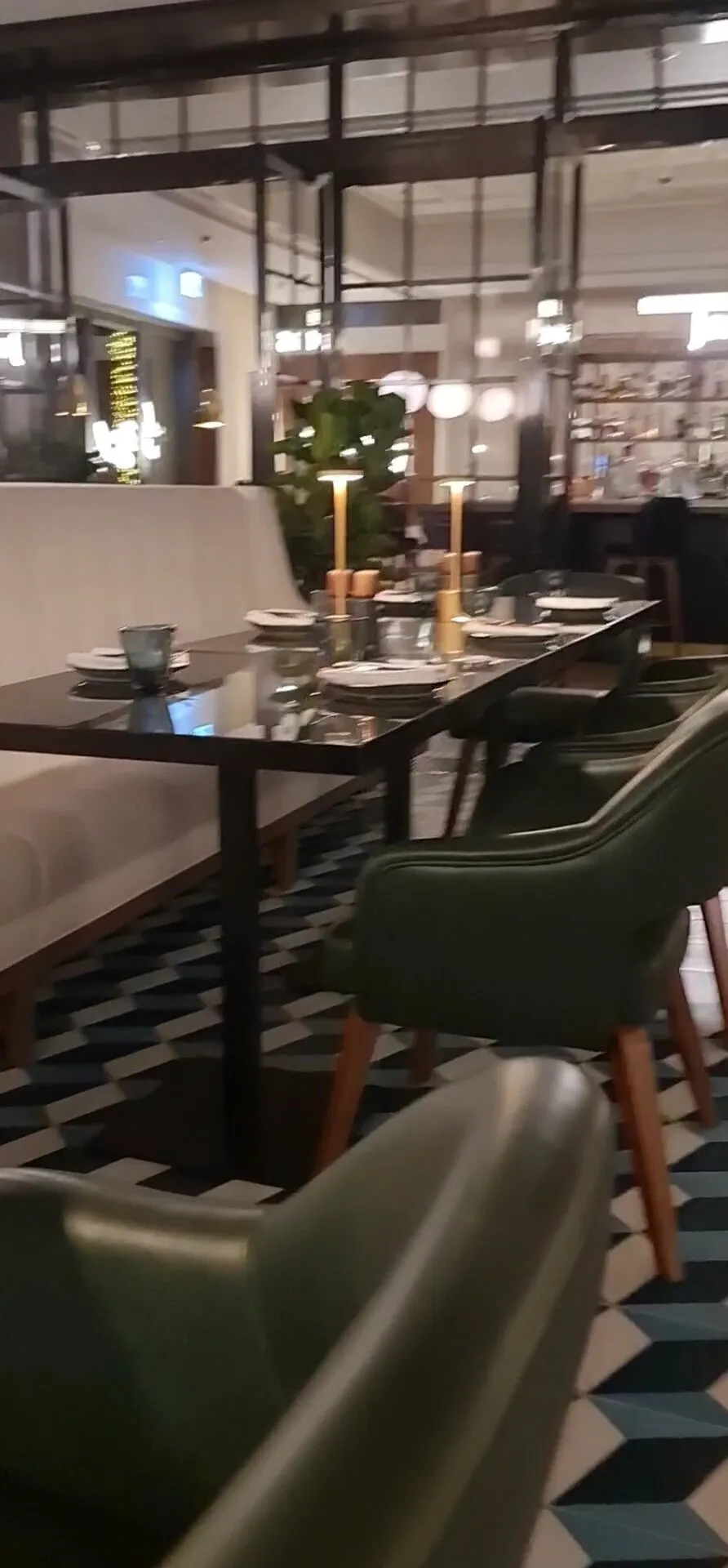 Bistro 81 Abu Dhabi - Restaurants in Abu Dhabi - photo 4