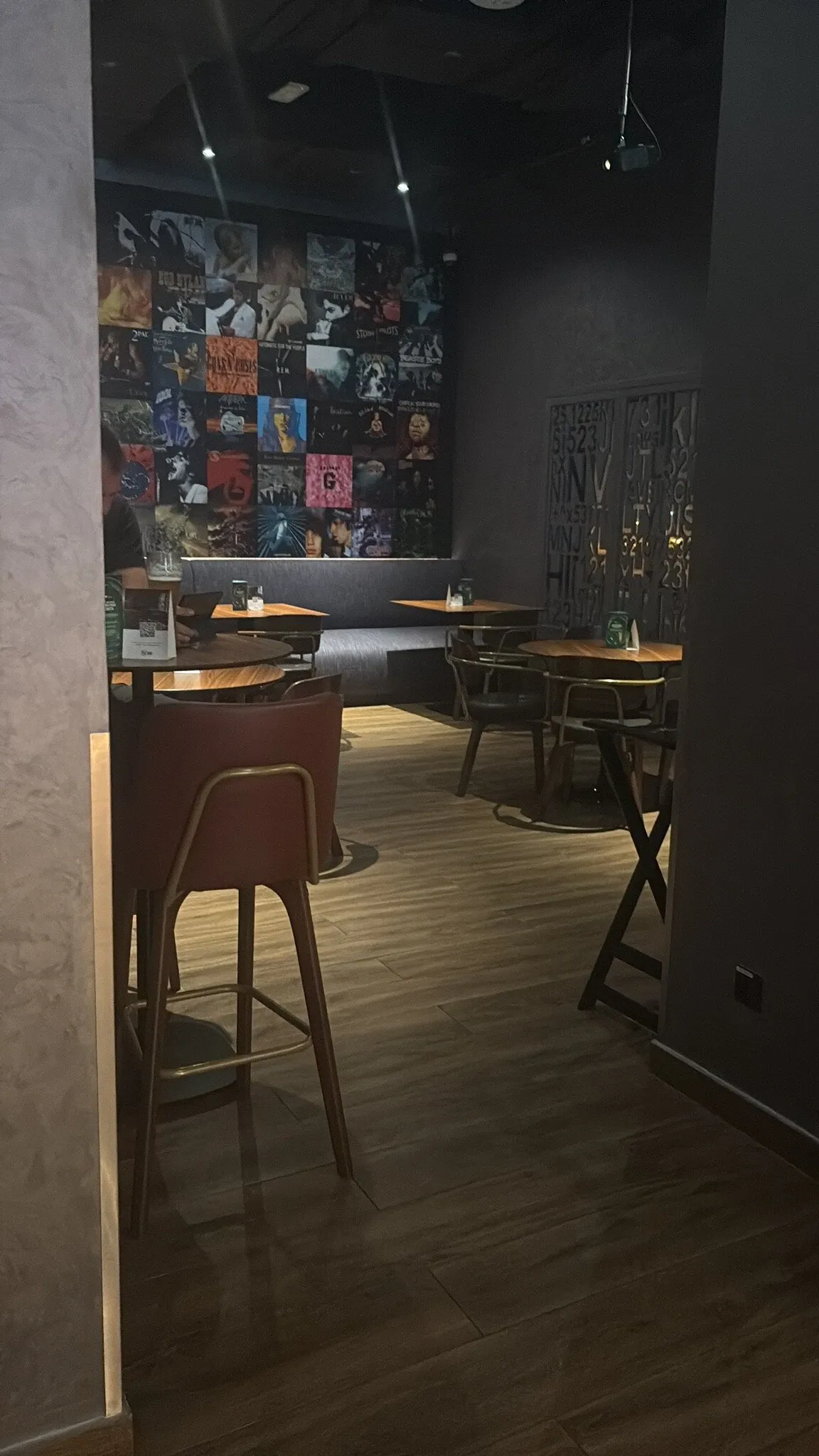 The Bar - Restaurants in Fujairah - photo 3