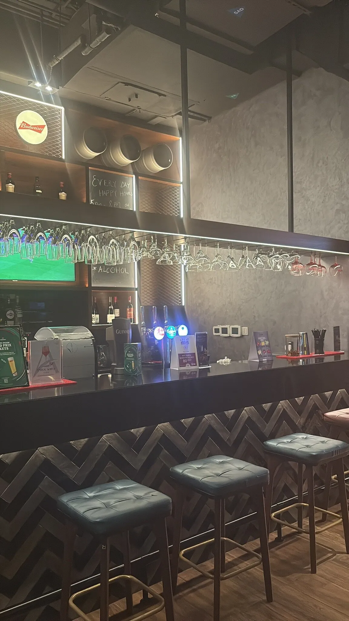 The Bar - Restaurants in Fujairah - photo 4