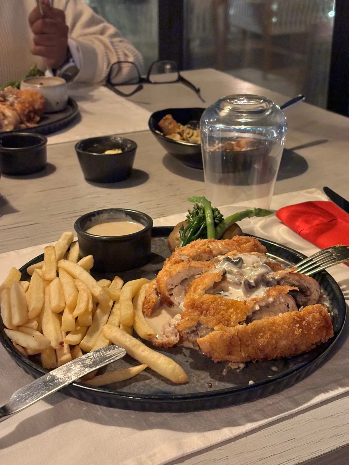  - مطاعم in أبو ظبي - photo 8