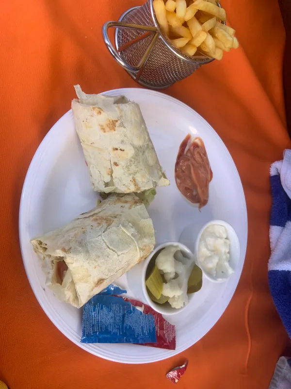 The Deck Pool Bar & Grill - Restaurants in Ajman - photo 6