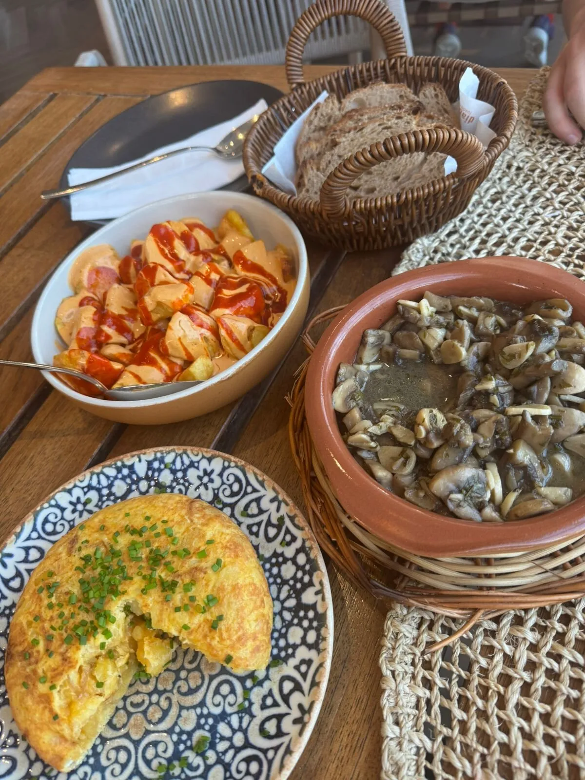  - مطاعم in أبو ظبي - photo 7