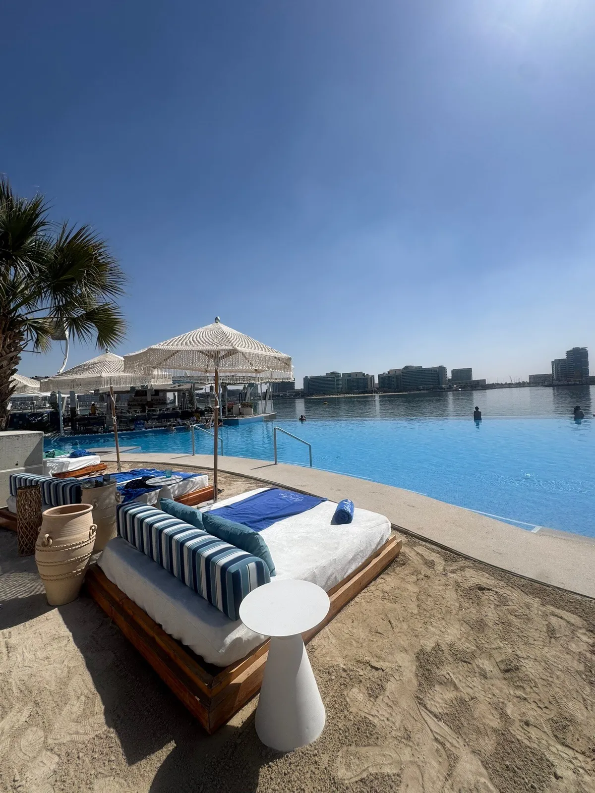  - مطاعم in أبو ظبي - photo 9