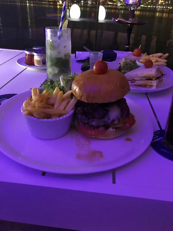  - مطاعم in أبو ظبي - photo 5