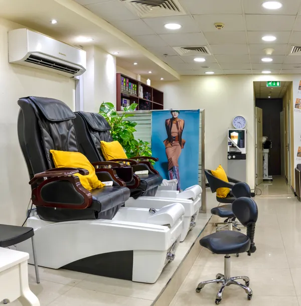 4 Girls Beauty Salon - Spas in Dubai - photo 3