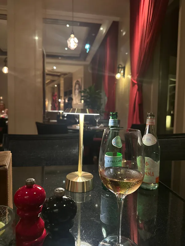  - مطاعم in أبو ظبي - photo 7