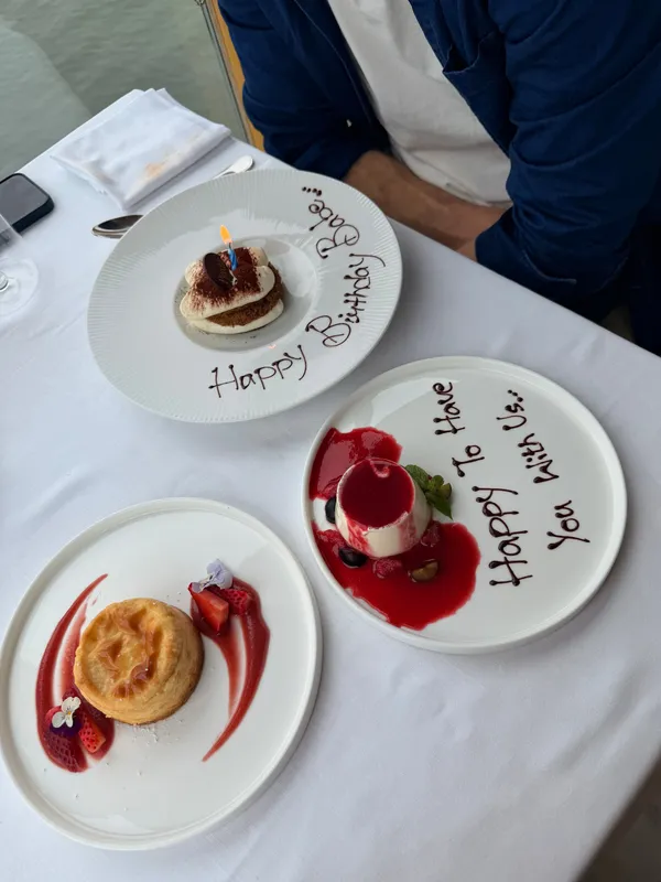 بيرشيك - مطاعم in دبي - photo 8