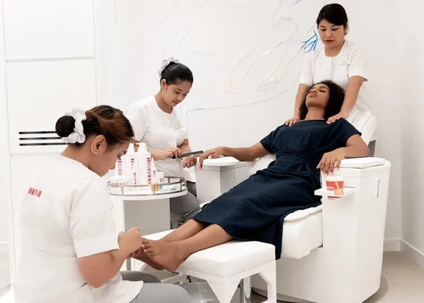 N.Bar Nail Spa & Salon The Pavilion Jumeirah Park - Spas in Dubai - photo 3