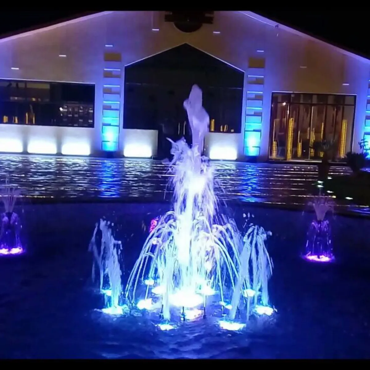  - مطاعم in أم القيوين - photo 4