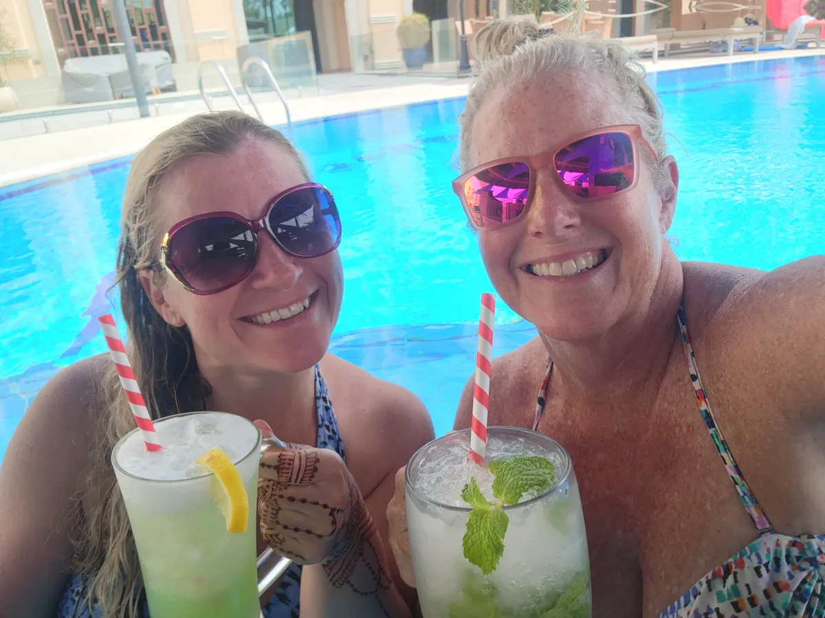 Aquarius Pool Bar - Restaurants in Al Ain - photo 8
