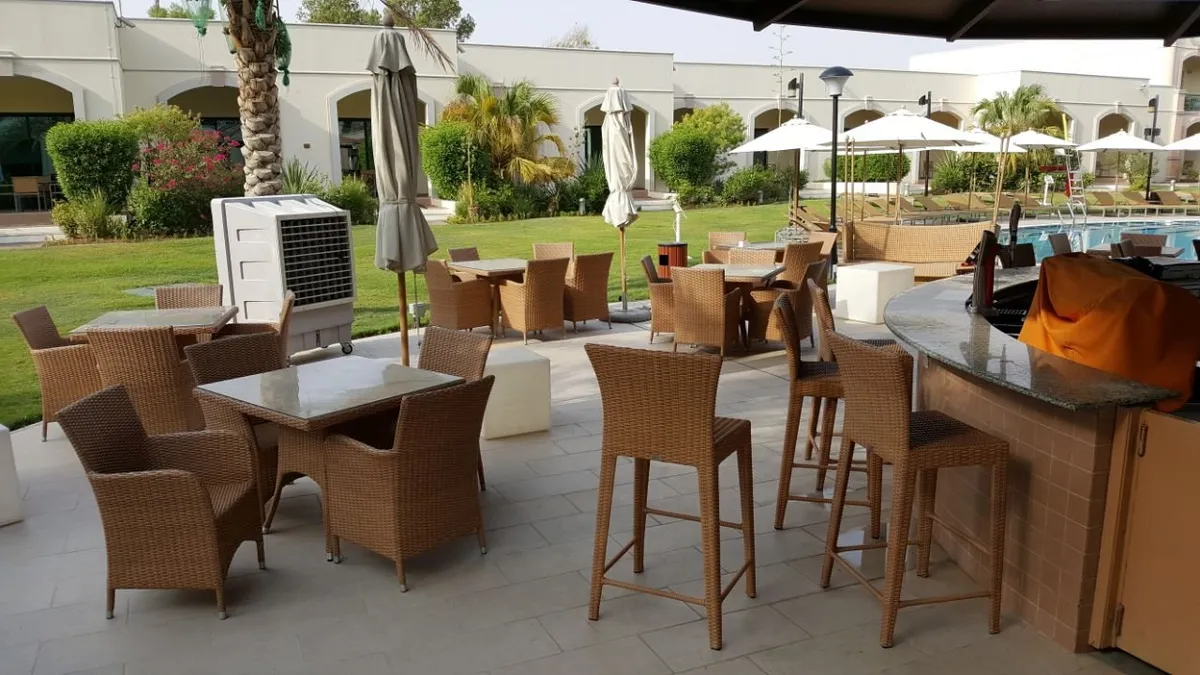 Aquarius Pool Bar - Restaurants in Al Ain - photo 10