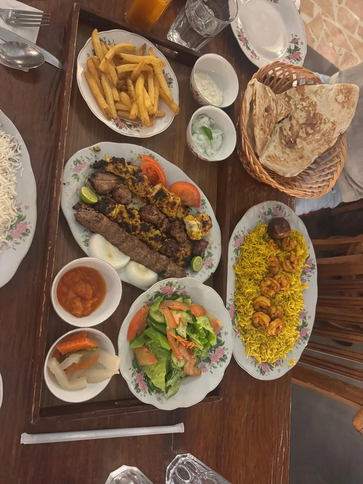  - مطاعم in أبو ظبي - photo 7