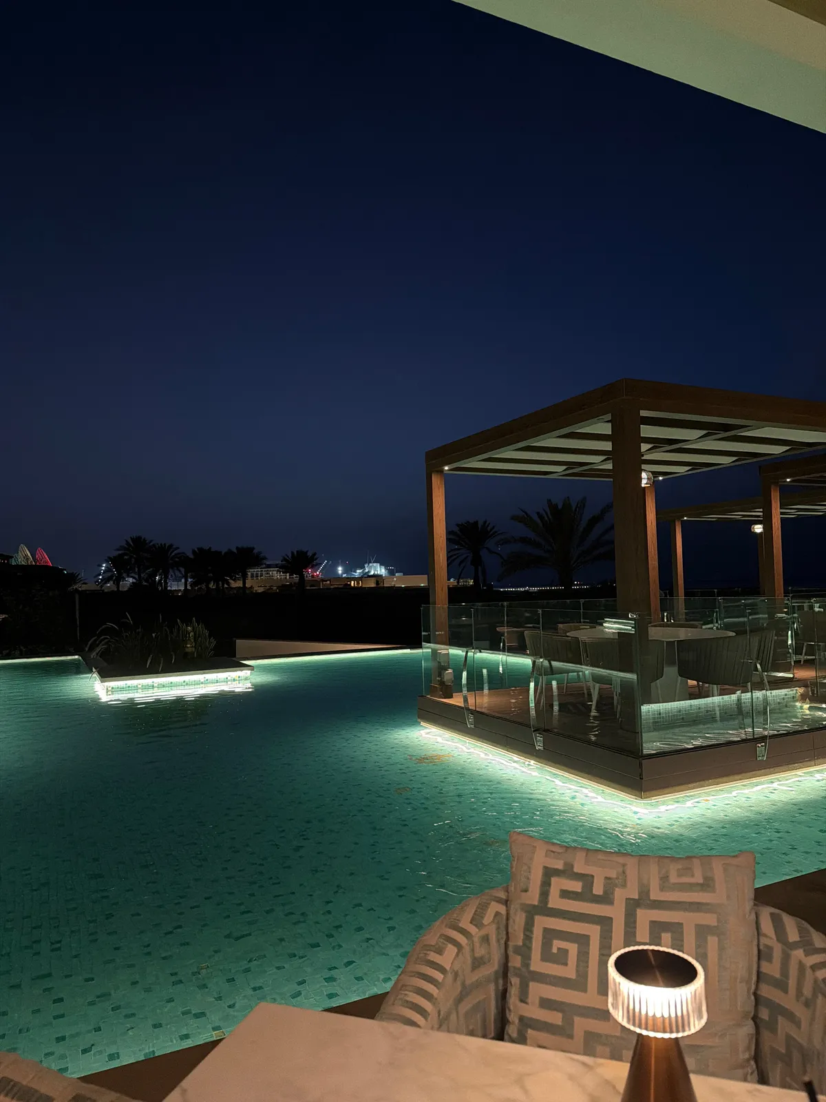  - مطاعم in أبو ظبي - photo 7