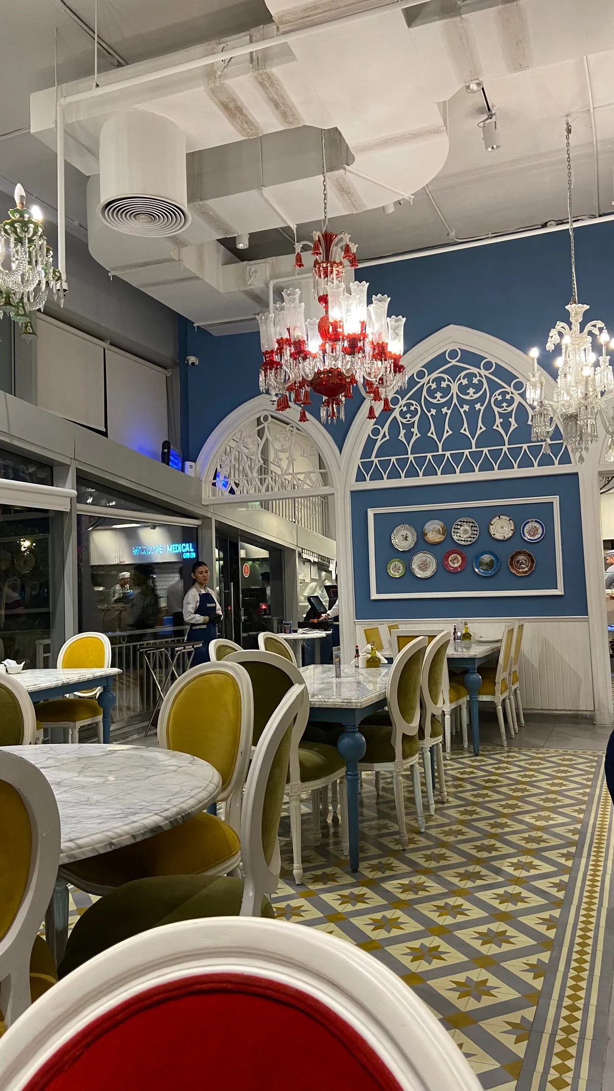  - مطاعم in أبو ظبي - photo 7