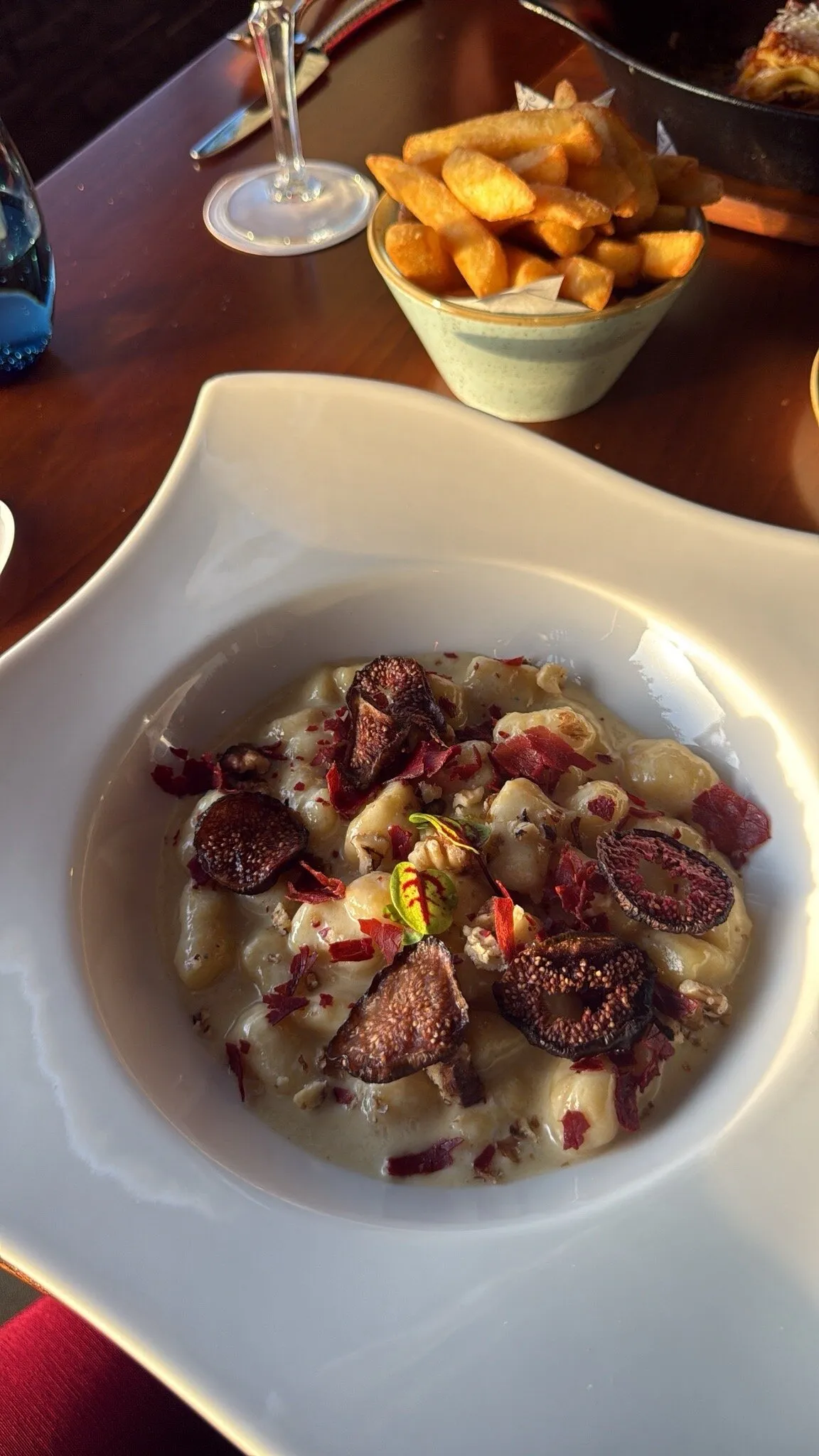  - مطاعم in أبو ظبي - photo 9