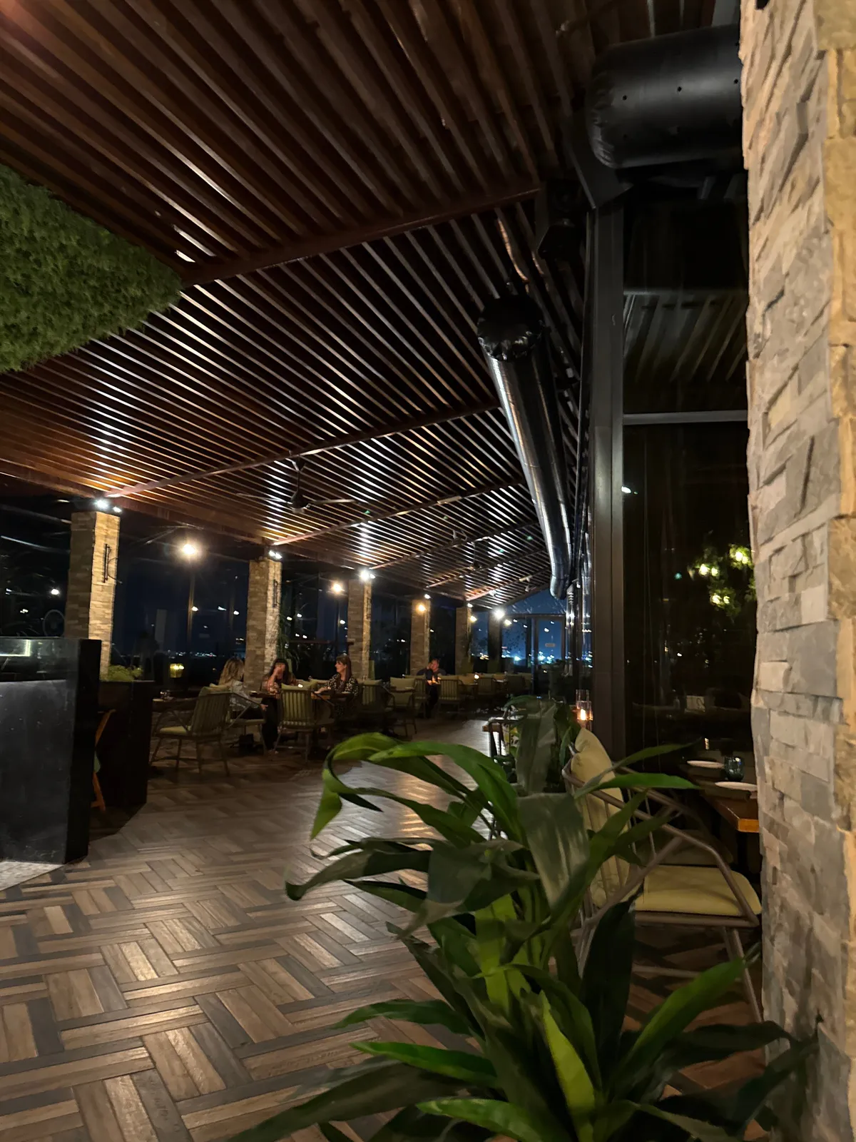  - مطاعم in أبو ظبي - photo 7