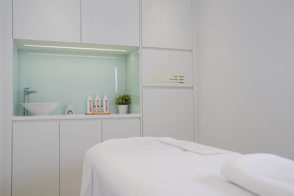 N.Bar Nail Spa & Salon The Circle Mall , JVC - Spas in Dubai - photo 3