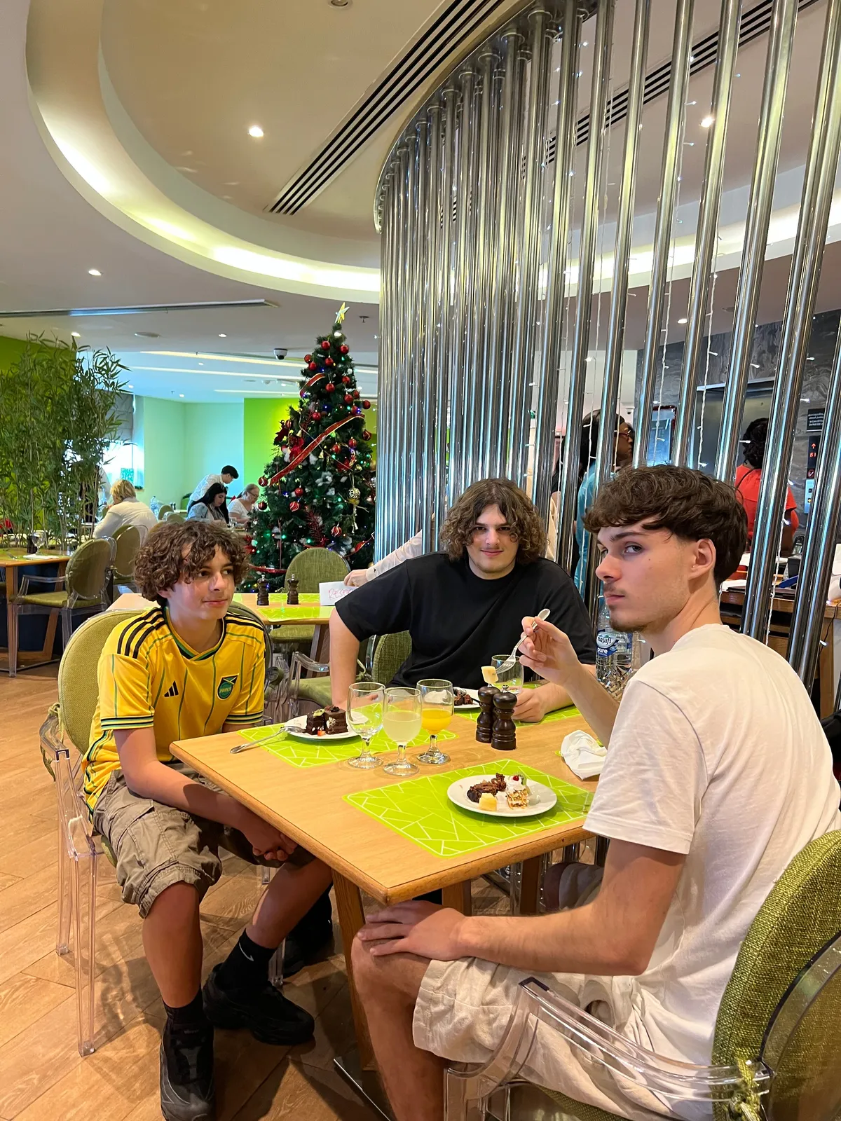  - مطاعم in أبو ظبي - photo 7