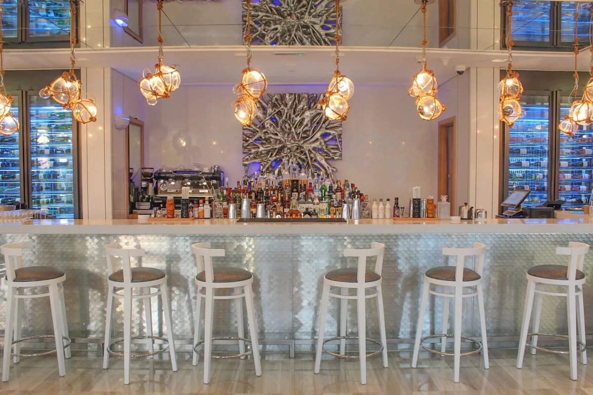 Catch at St. Regis - Restaurants in Abu Dhabi - photo 2