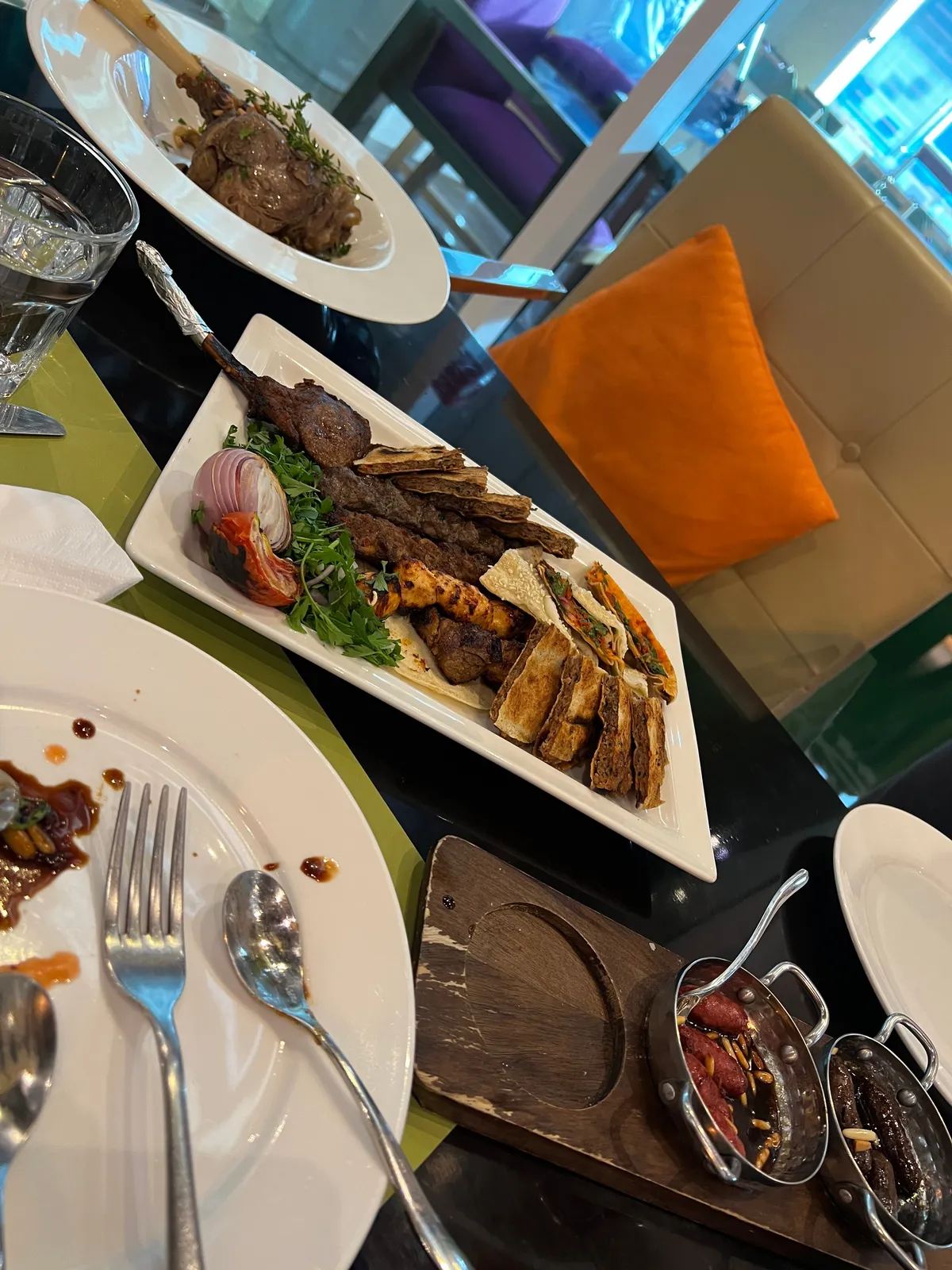 Solidaire - Restaurants in Al Ain - photo 8