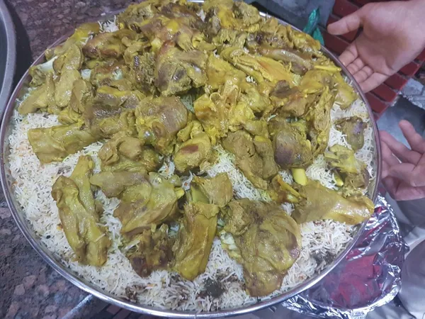  - مطاعم in أم القيوين - photo 3