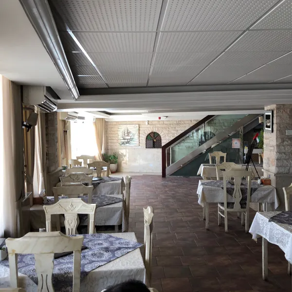 Wales Cafe - Restaurants in Fujairah - photo 9