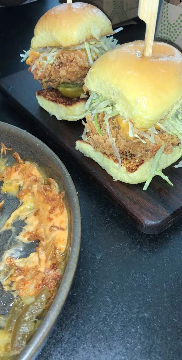 Wales Cafe - Restaurants in Fujairah - photo 2