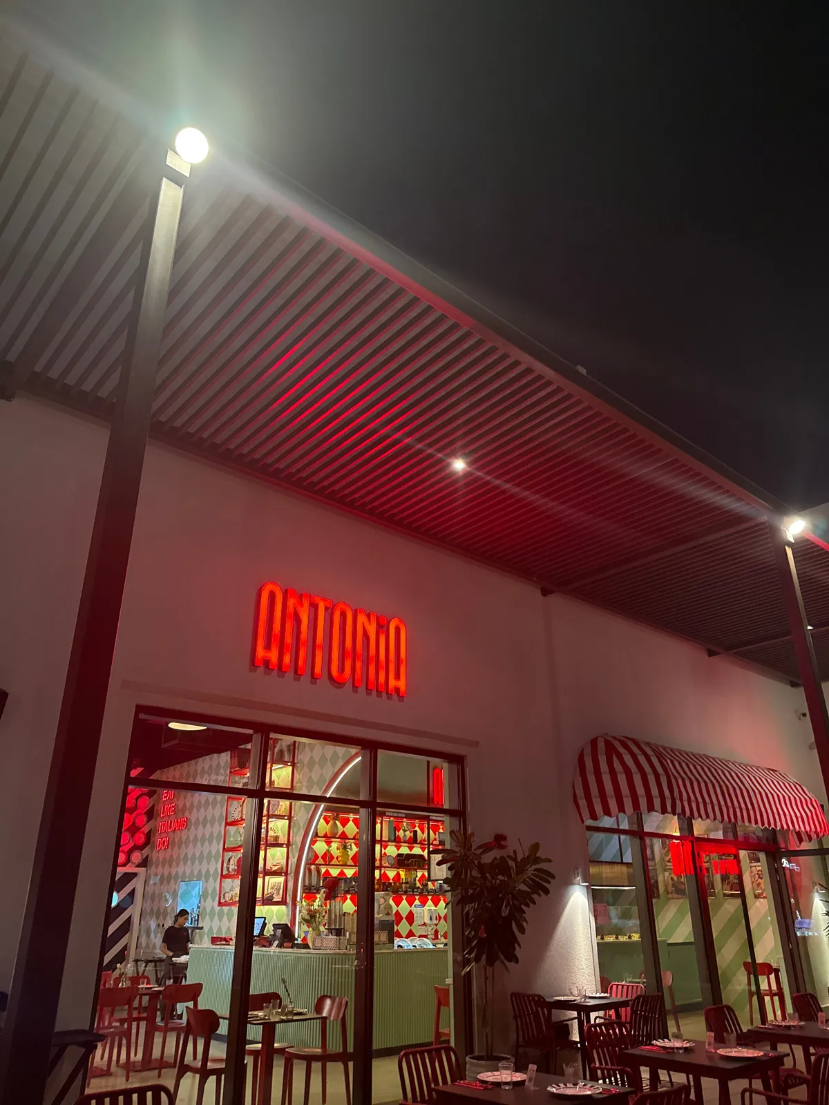 Antonia Yas Island - Restaurants in Abu Dhabi - photo 10