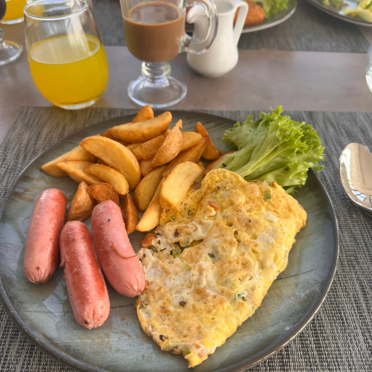  - مطاعم in أم القيوين - photo 8