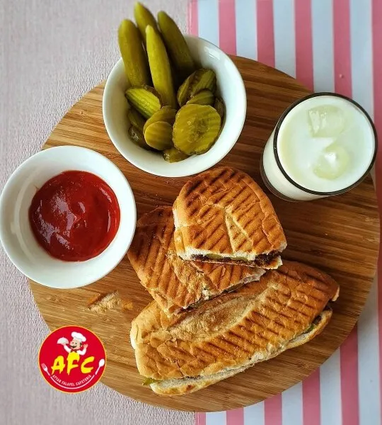 Atyab Falafel Cafeteria - Restaurants in Ajman - photo 2