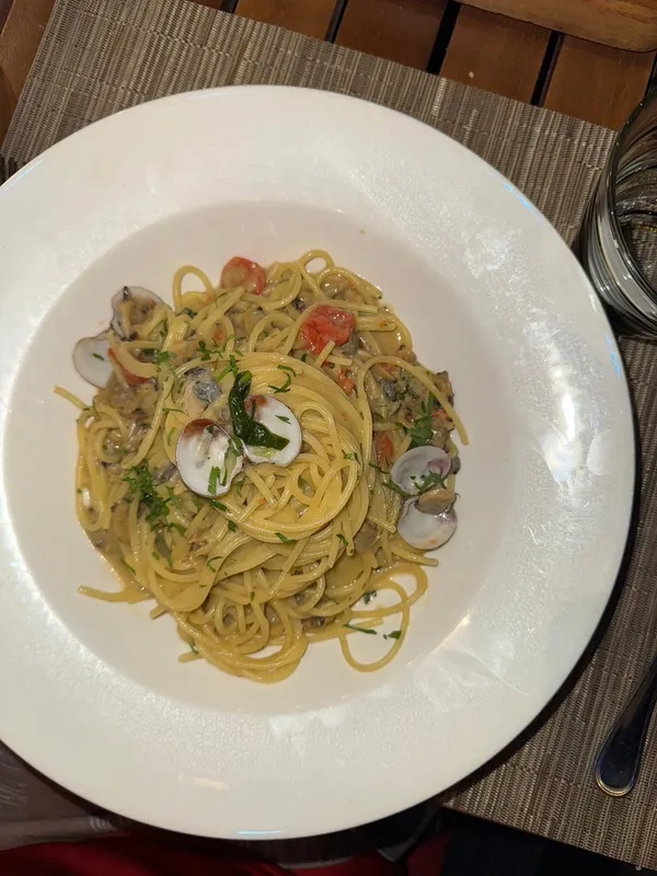  - مطاعم in أبو ظبي - photo 10