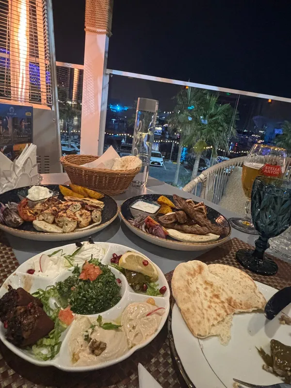  - مطاعم in أبو ظبي - photo 6