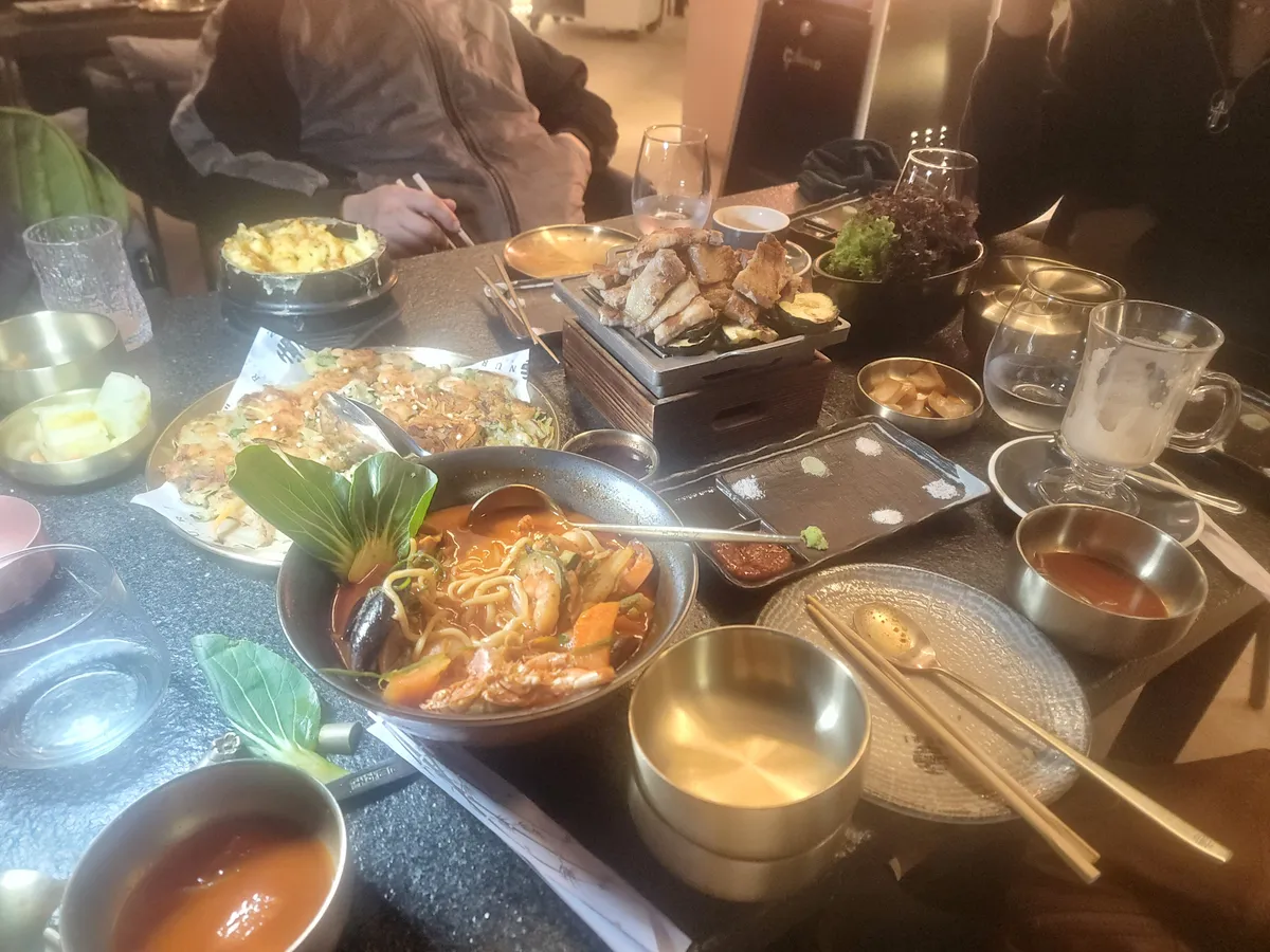 NURI Grill & Bar - Restaurants in Abu Dhabi - photo 8