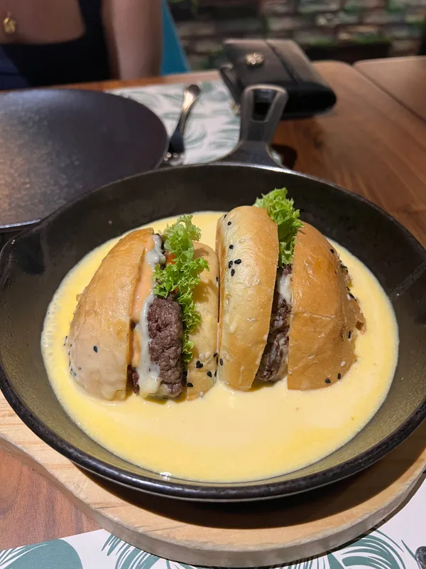 Wood House Restaurant Fujairah - Restaurants in Fujairah - photo 4