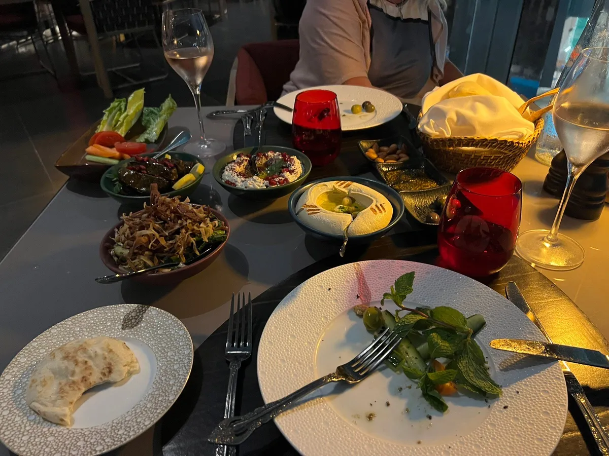  - مطاعم in أبو ظبي - photo 8