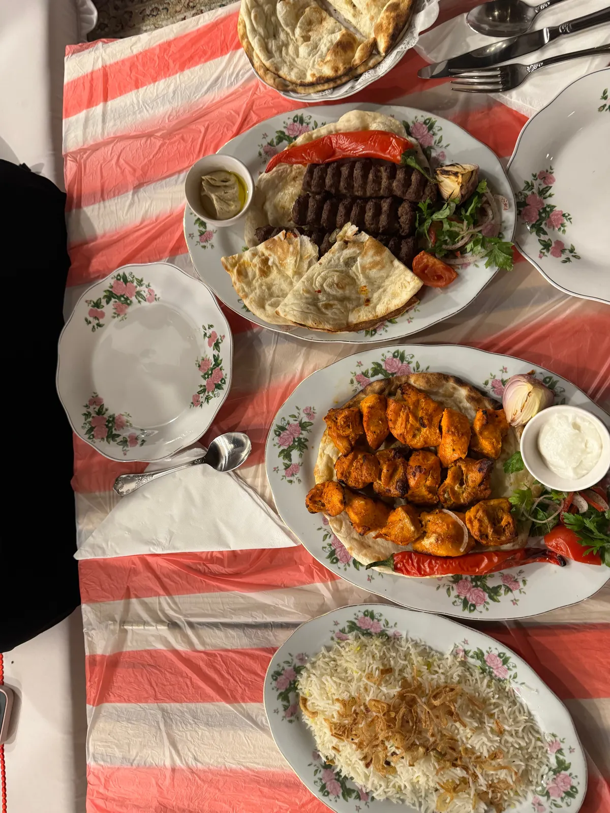  - مطاعم in أبو ظبي - photo 4