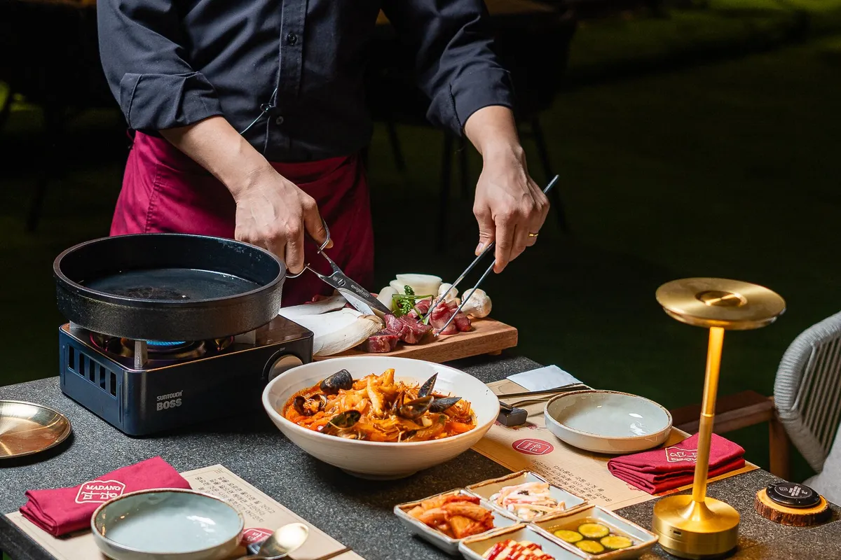 Madang Korean Restaurant Holiday Inn - Restaurants in Abu Dhabi - photo 3