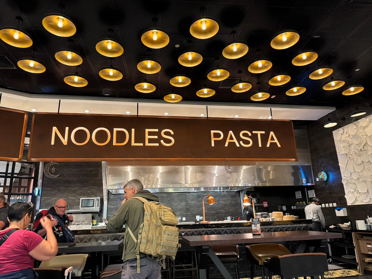  - مطاعم in أبو ظبي - photo 8