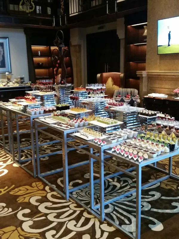 The Terrace On The Corniche - Restaurants in Abu Dhabi - photo 4