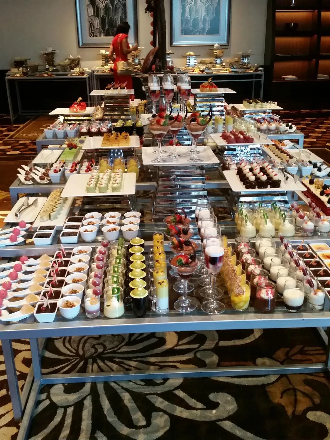 The Terrace On The Corniche - Restaurants in Abu Dhabi - photo 5