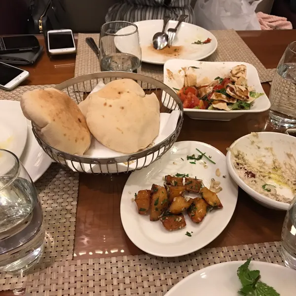 Zaytinya Restaurant - Restaurants in Al Ain - photo 7