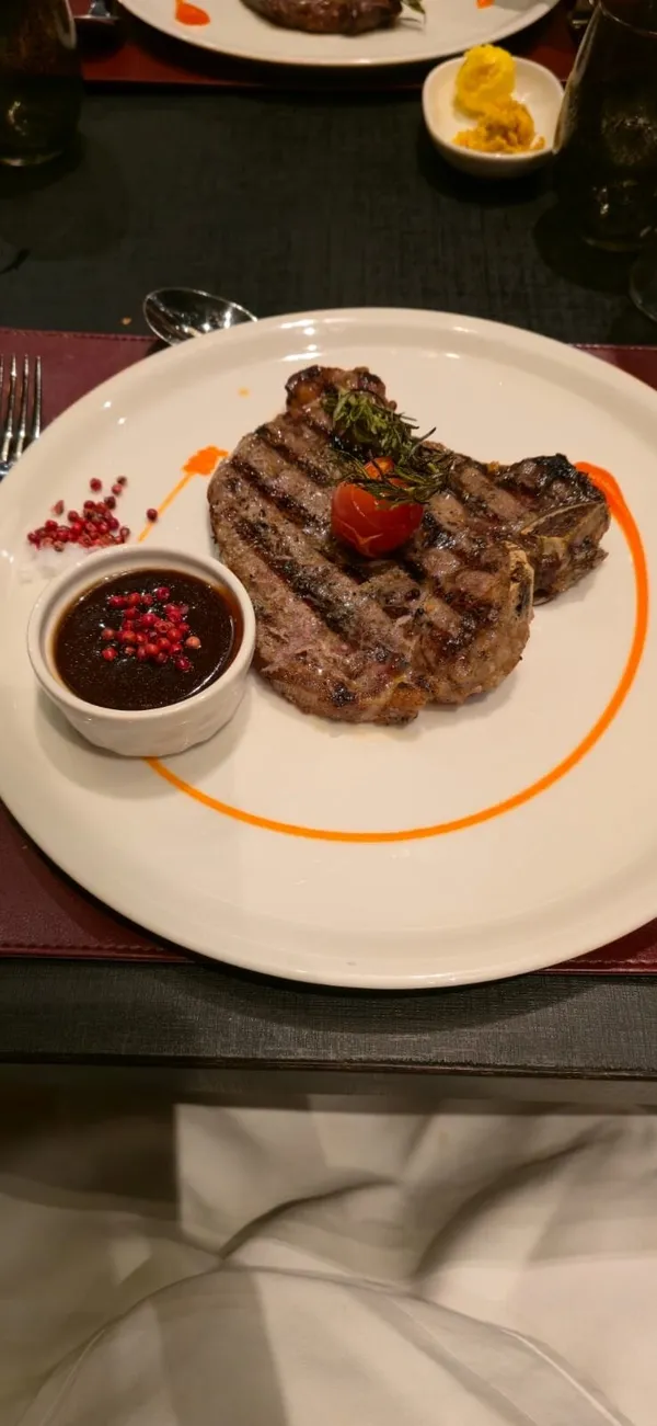  - مطاعم in أبو ظبي - photo 7