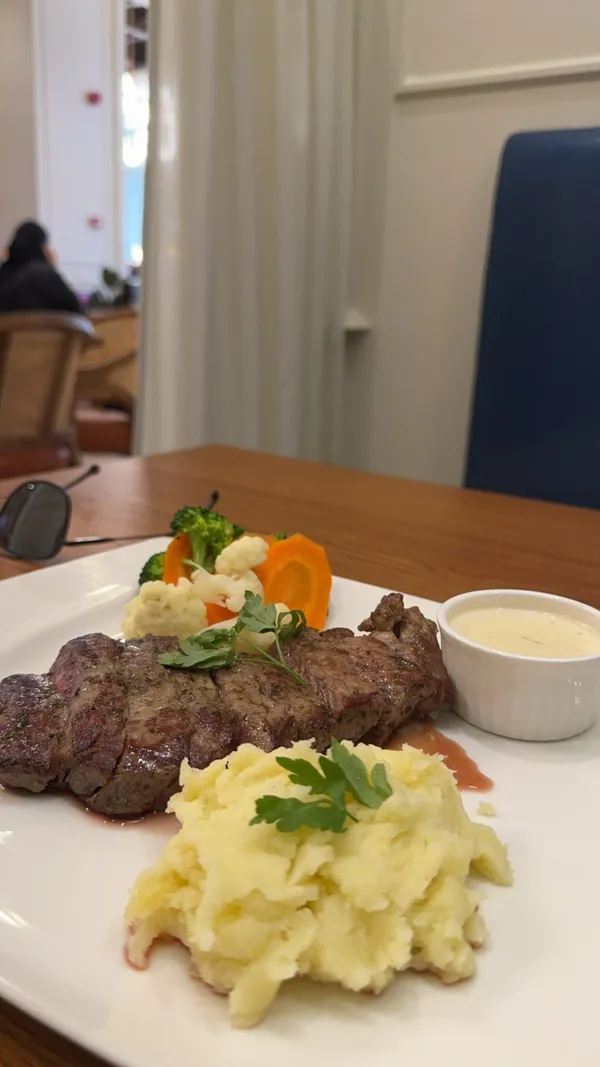 The Copper Table Bistro | Uaq - Restaurants in Umm Al Quwain - photo 9