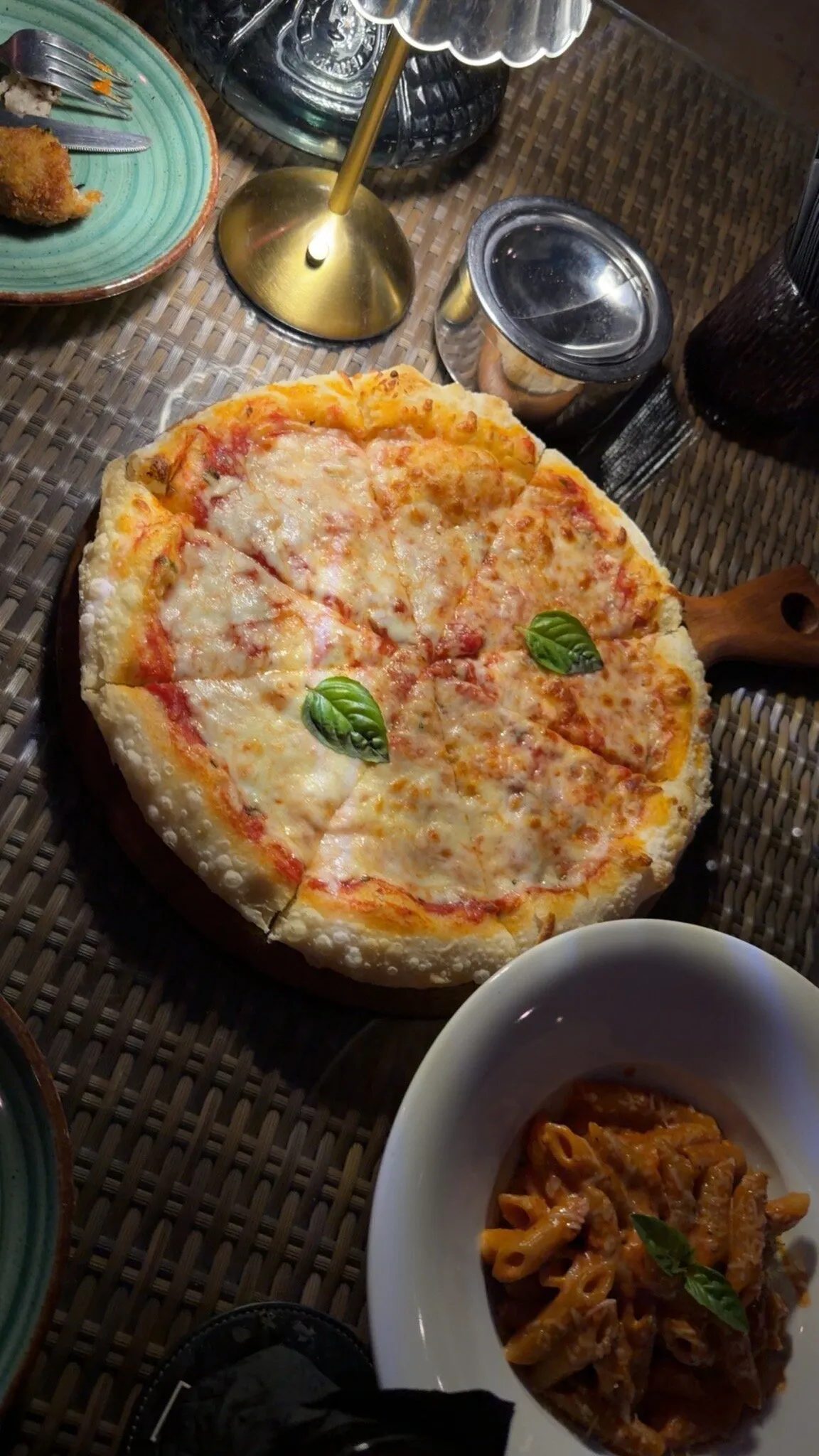 Society Room - Restaurants in Dubai - photo 9