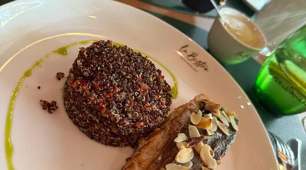 Le Bistro Restaurant - Restaurants in Ras Al Khaimah - photo 2