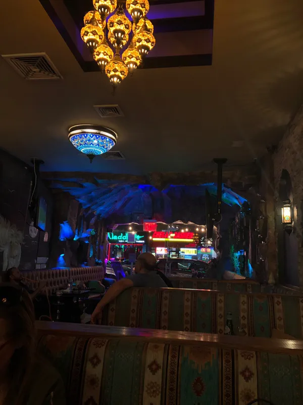 Layali Beirut Restaurant - Restaurants in Ajman - photo 4