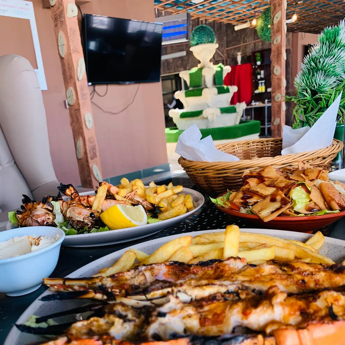 Layali Beirut Restaurant - Restaurants in Ajman - photo 9