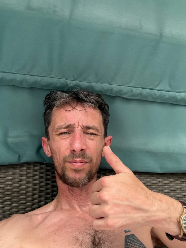 Glow - Poolside Sports Bar - Restaurants in Abu Dhabi - photo 7